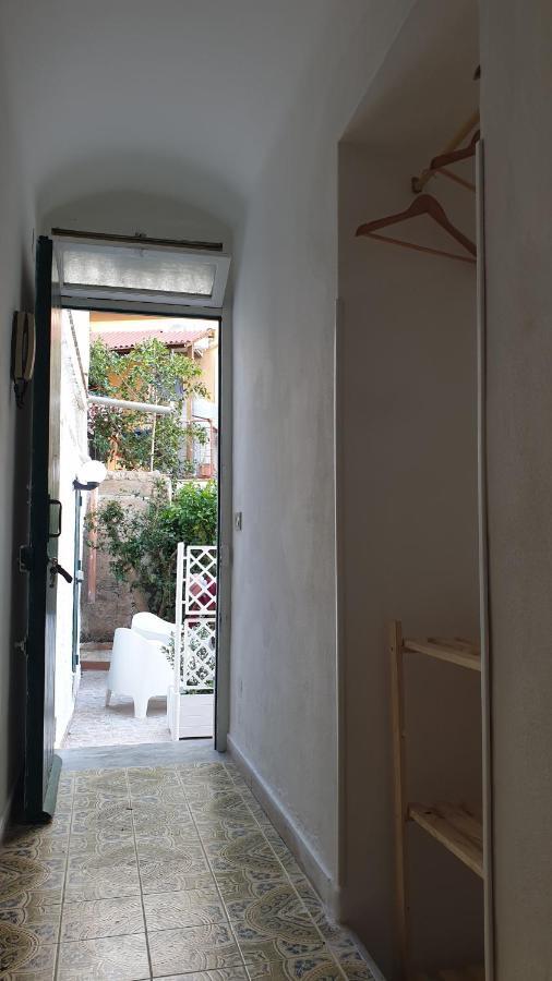 La Pomelia Palermo Exterior photo