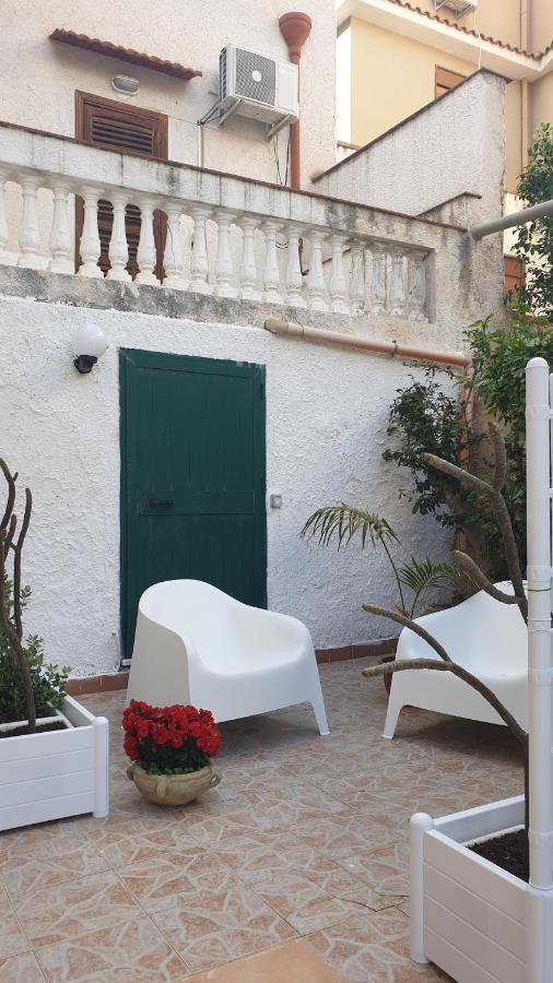 La Pomelia Palermo Exterior photo