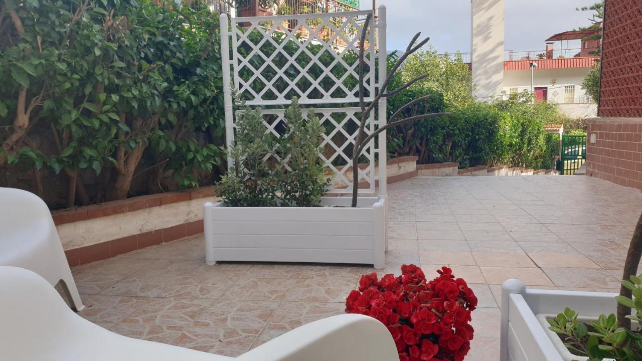 La Pomelia Palermo Exterior photo